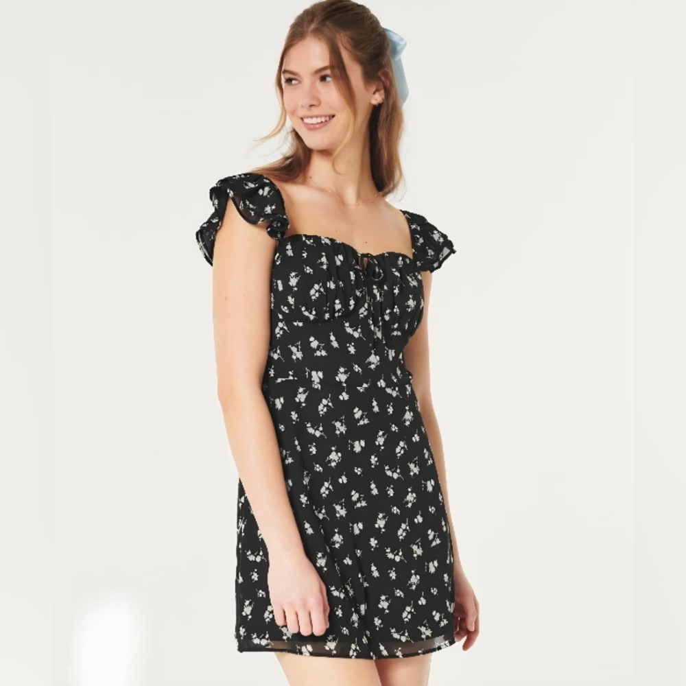 Black And Blue Floral  Flutter Sleeve Dress